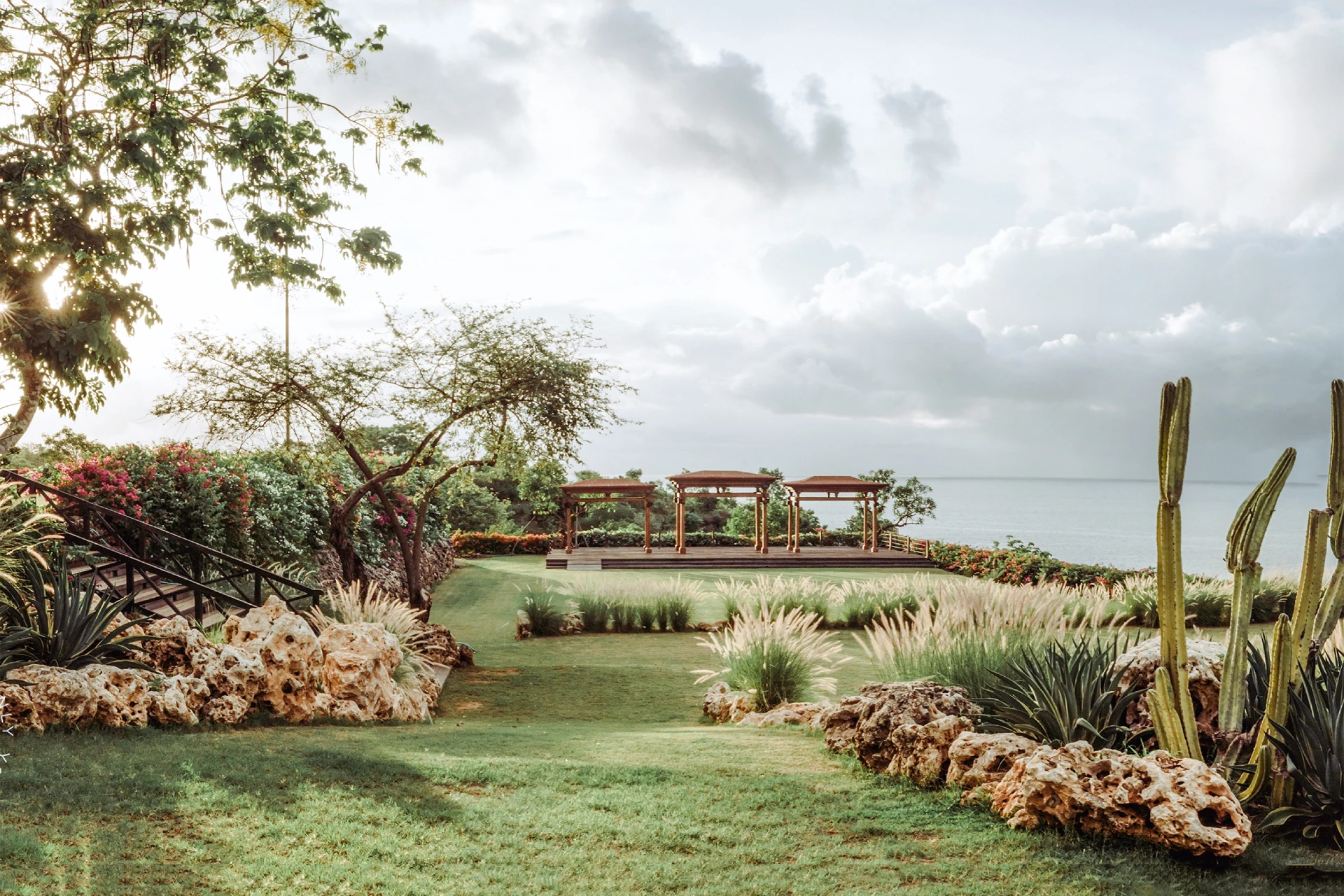 Breathtaking Gardens By The Sea
