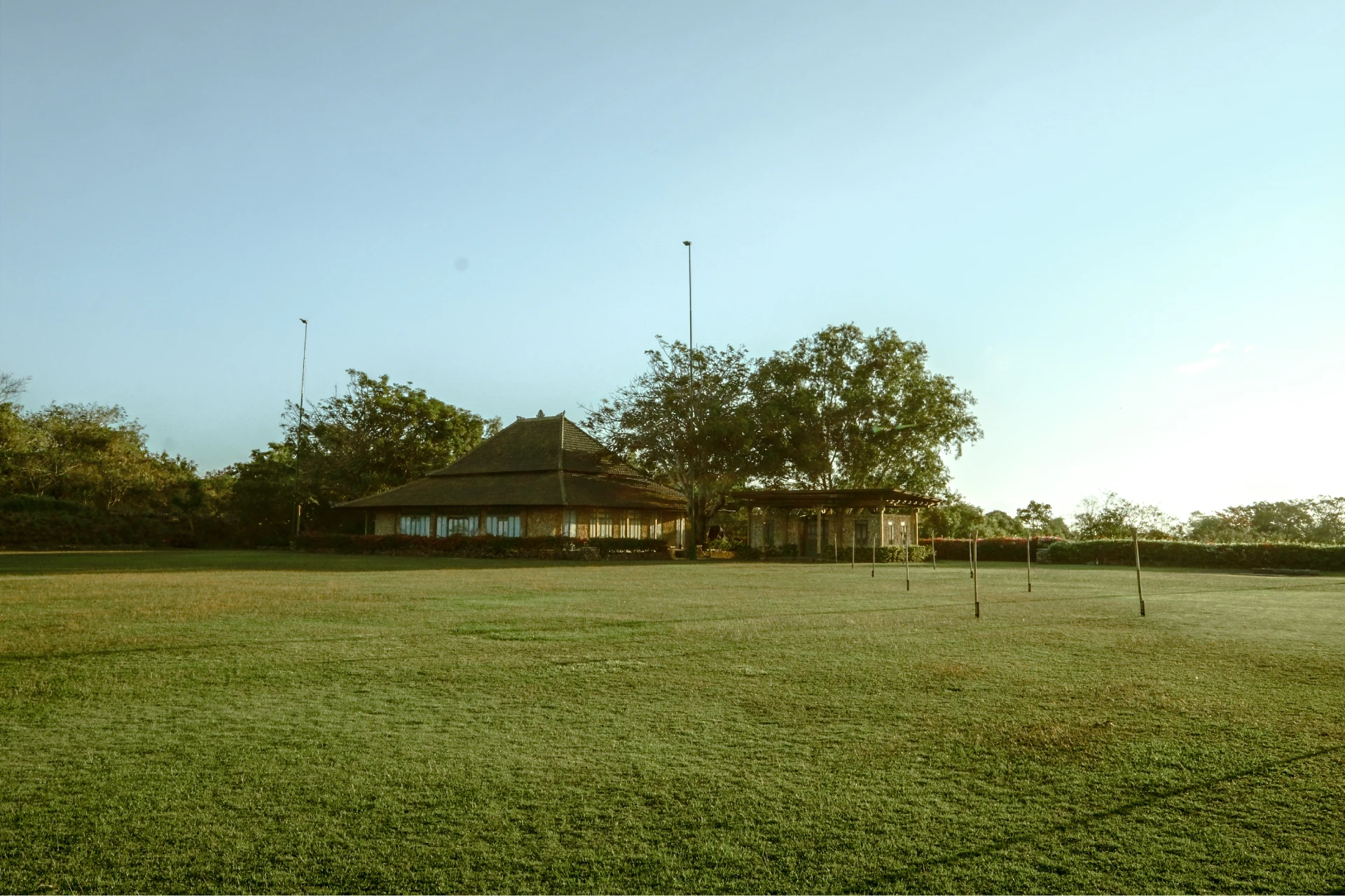 Main Lawn (1)